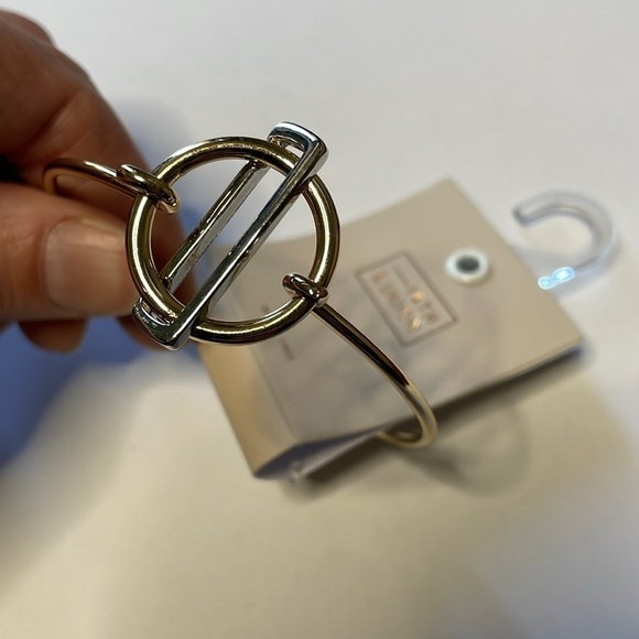 NWT 14th & Union Rectangle Interlocked Circle Bracelet Gold Silver Tone Metal - Picture 2 of 5